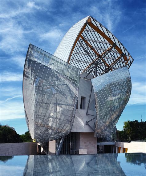 fondation d'entreprise luxe cartier louis vuitton